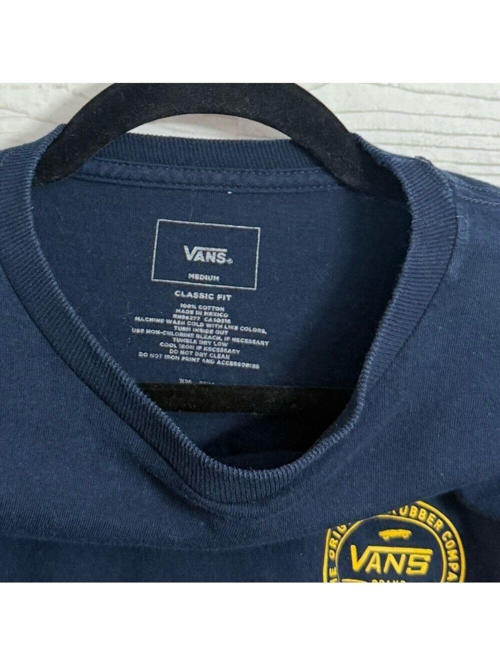 Vans Men’s Navy Blue Short Sleeve Tee Shirt with Logo. Size M - Picture 6 of 6